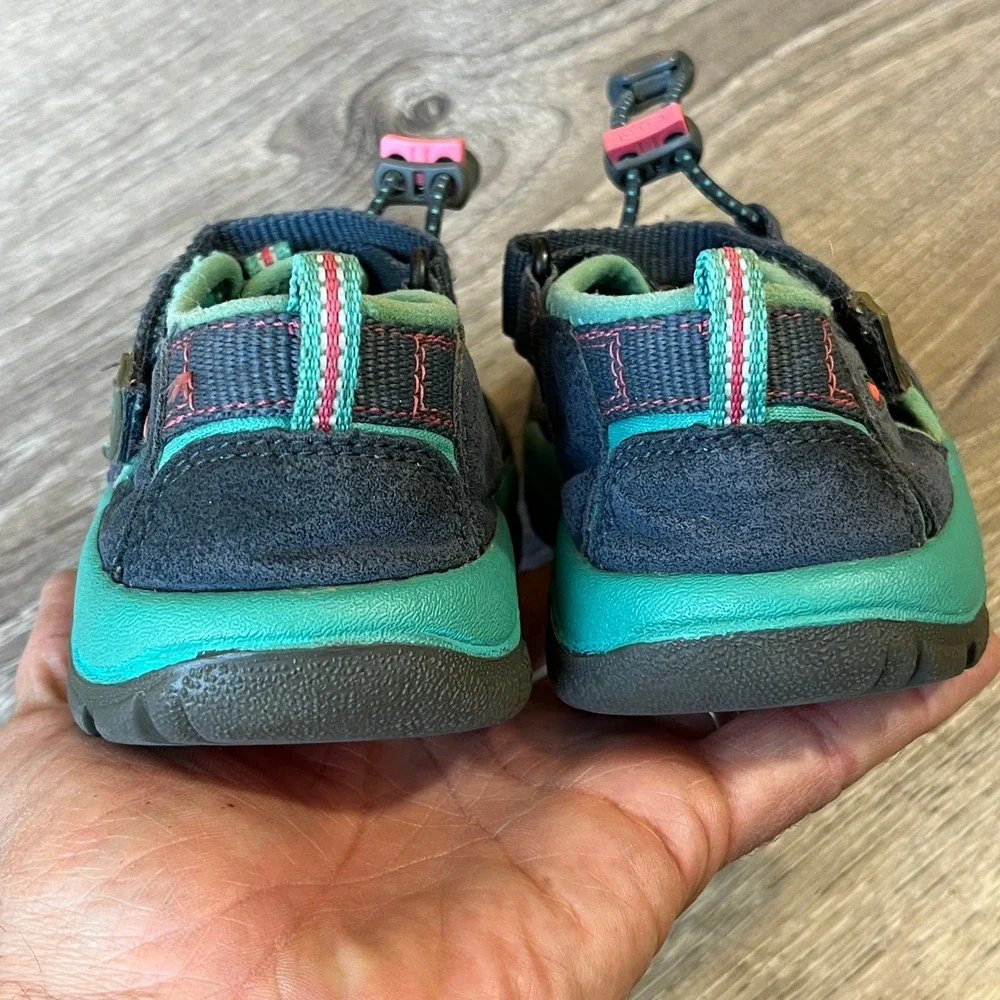 Keen Newport H2 Kids Waterproof Sandals Navy Teal Pink Size 11 US 1012296